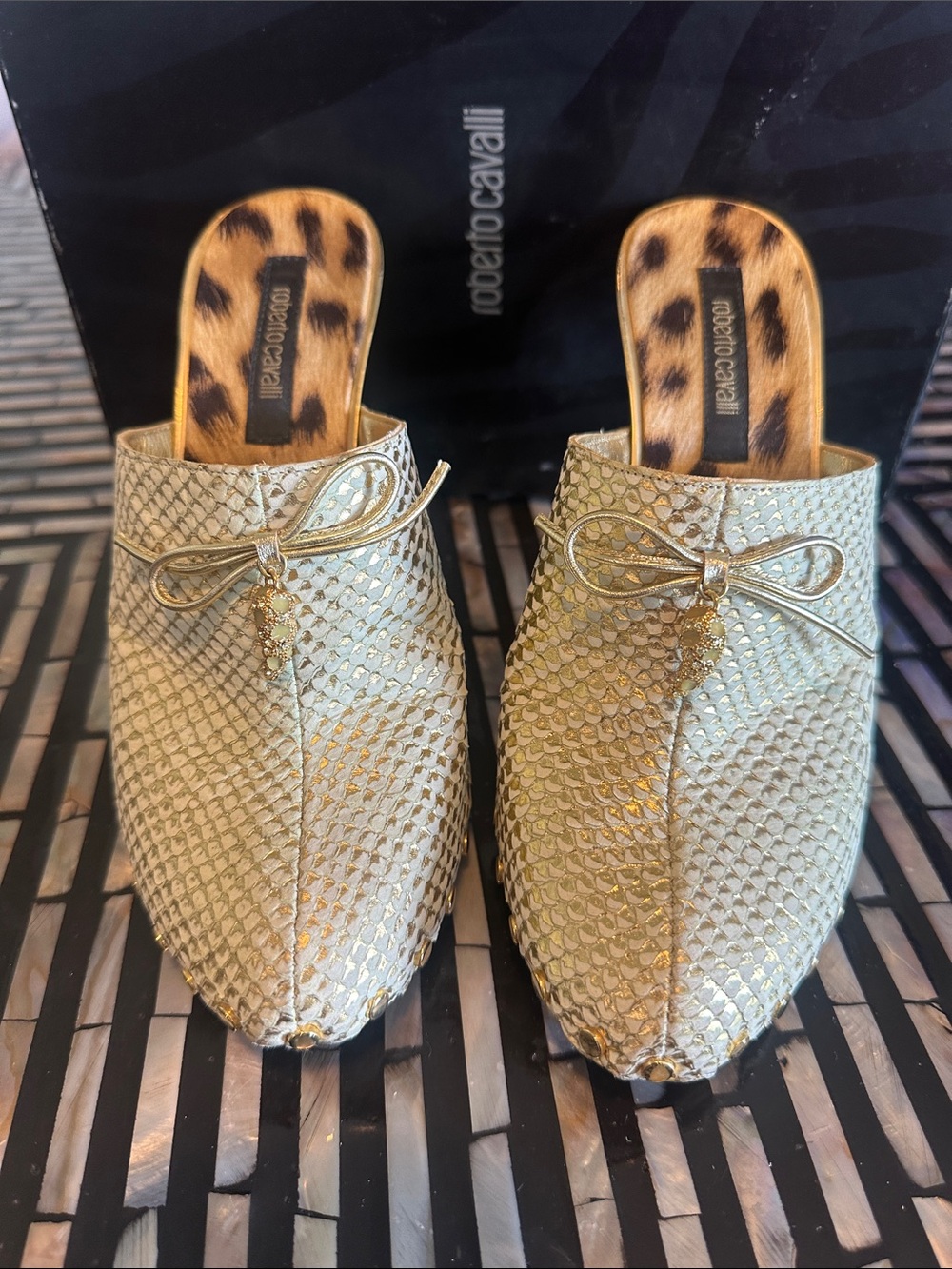 Roberto Cavalli Metallic Gold Textured Bow Mules with Leopard Insole